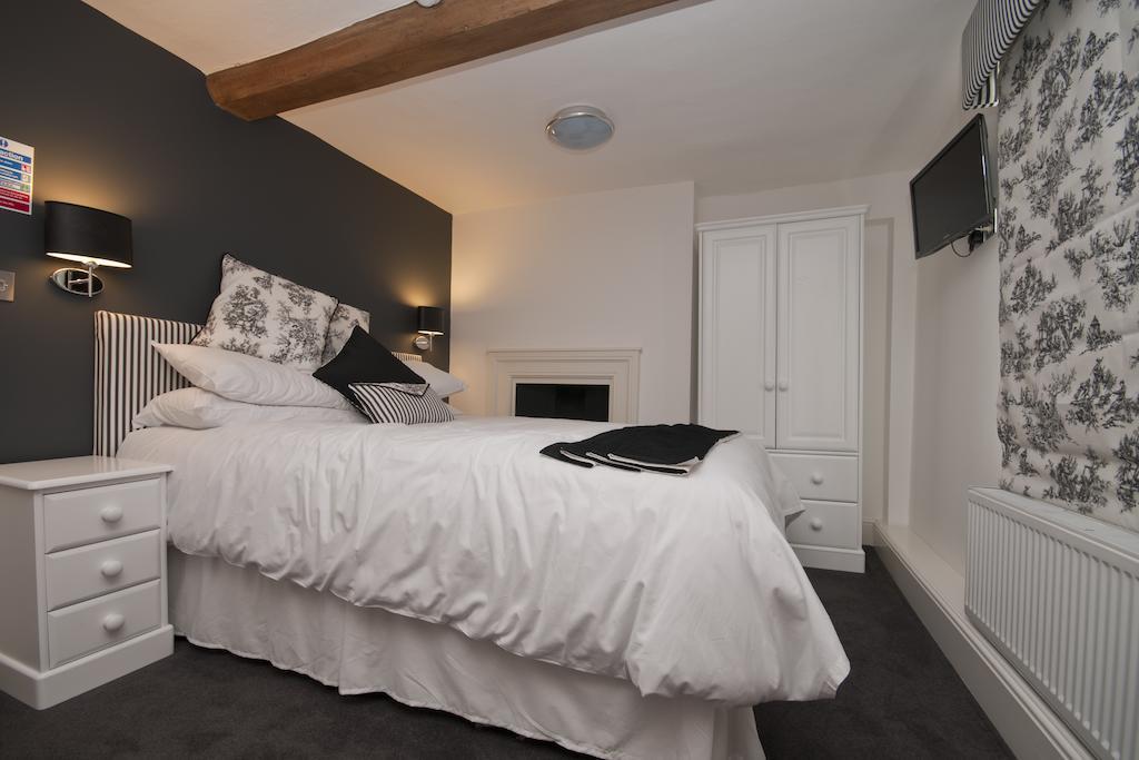 The Vernon Hotel Droitwich Room photo